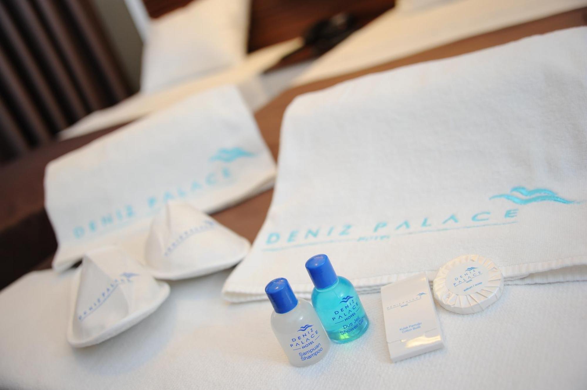 איסטמבול Deniz Palace Hotel מראה חיצוני תמונה